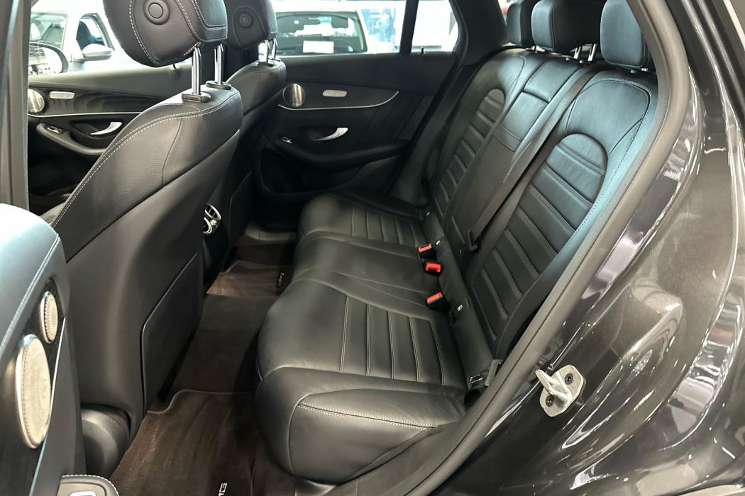 MERCEDES-BENZ GLC 2021