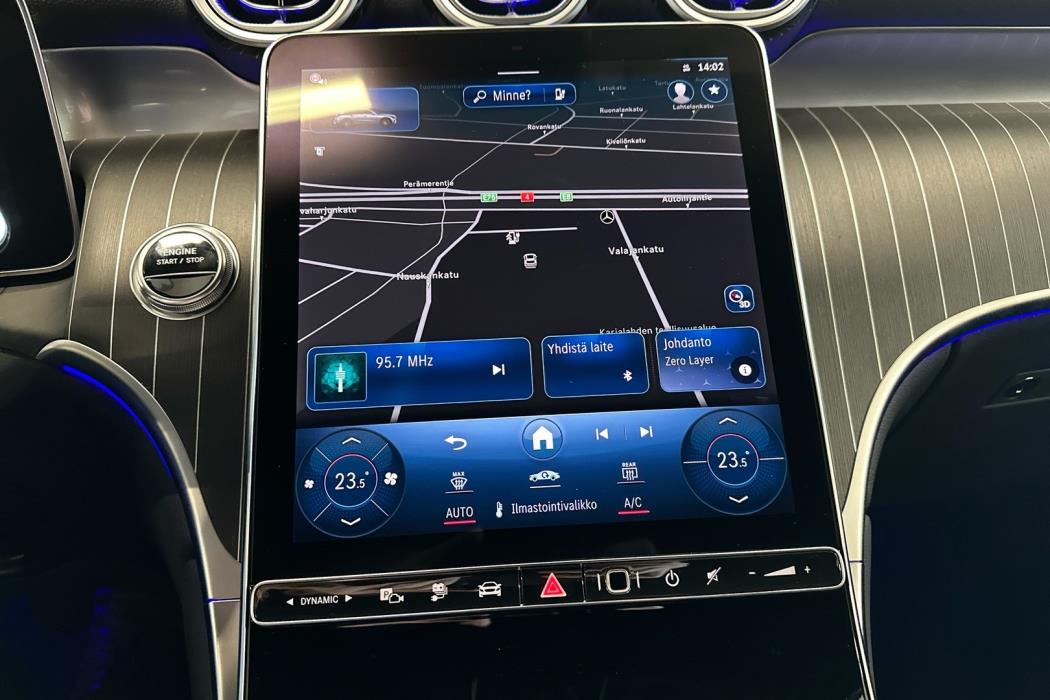 MERCEDES-BENZ GLC 2024