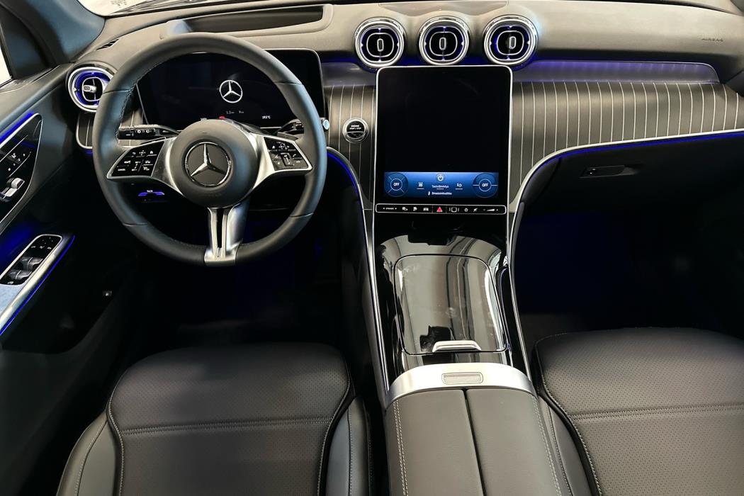 MERCEDES-BENZ GLC 2024