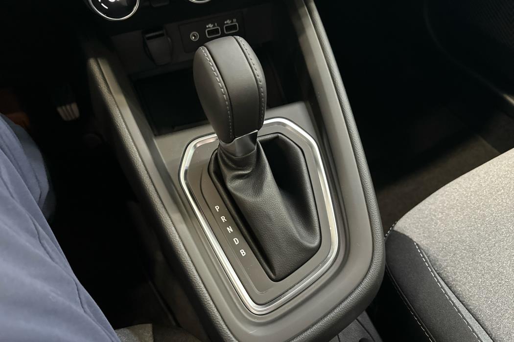 MITSUBISHI Colt 2025