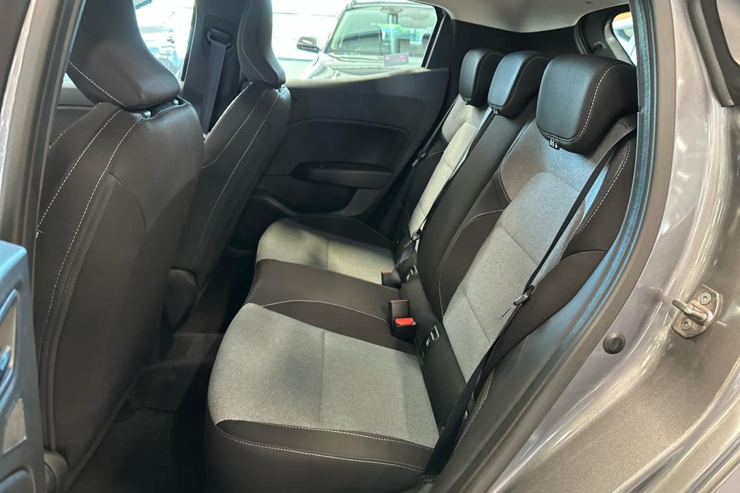 MITSUBISHI Colt 2025