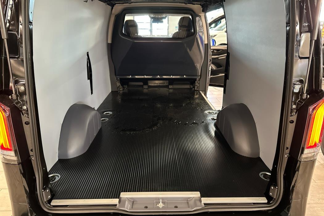 MERCEDES-BENZ Vito 2026