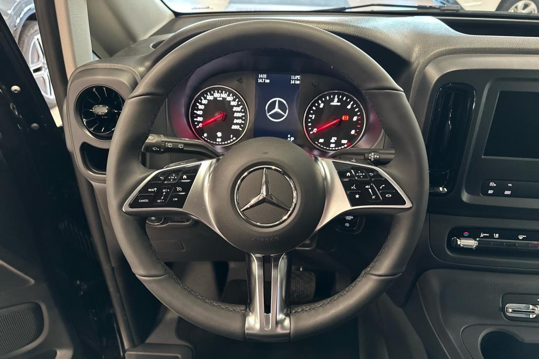 MERCEDES-BENZ Vito 2026