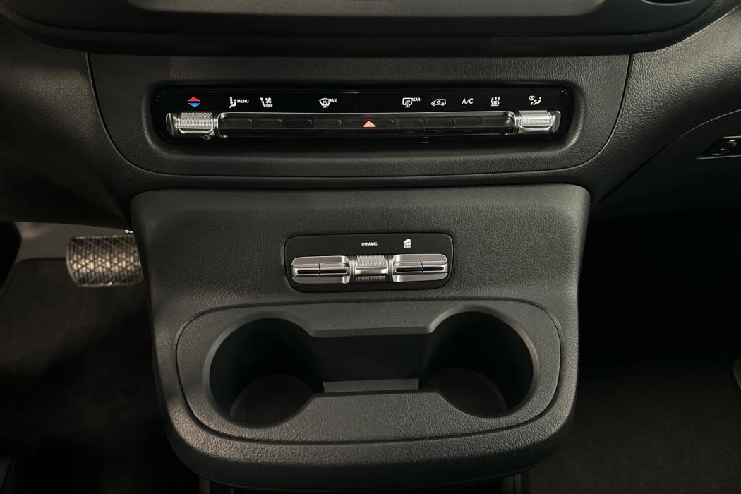 MERCEDES-BENZ Vito 2026