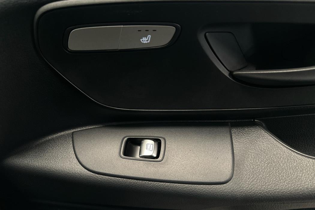 MERCEDES-BENZ Vito 2026