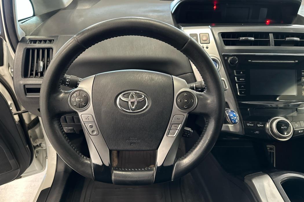 TOYOTA Prius+ 2019