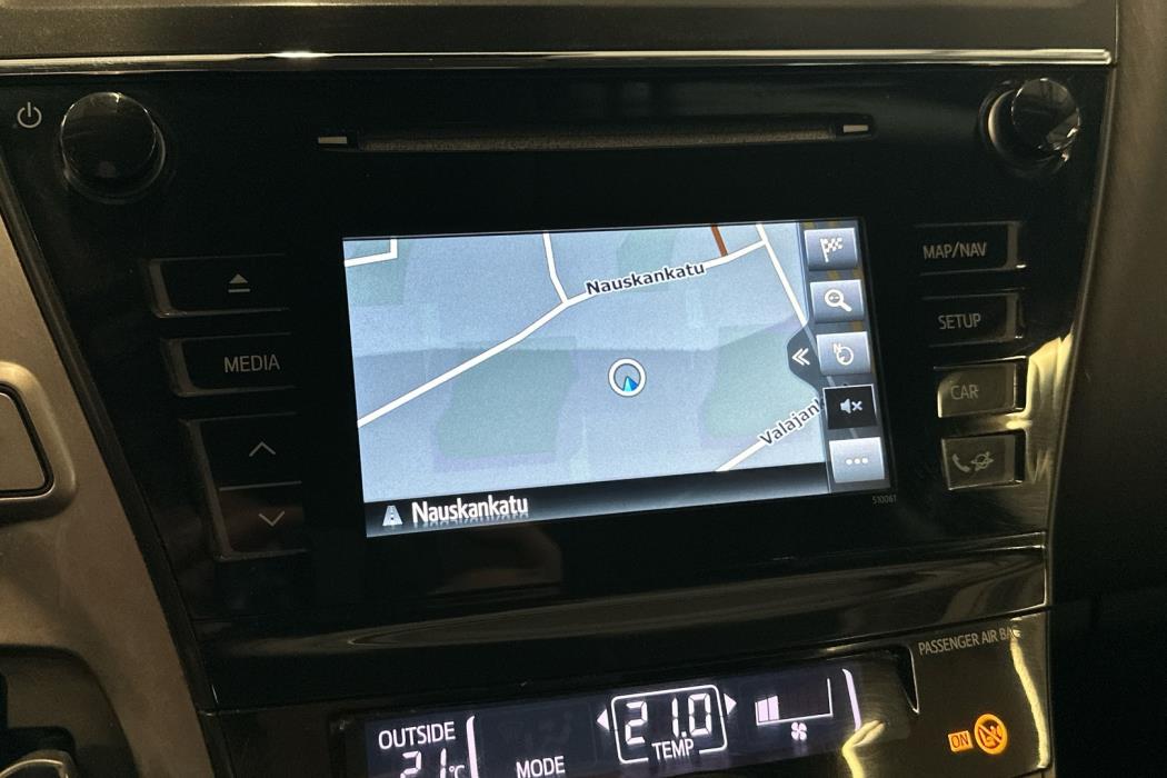 TOYOTA Prius+ 2019