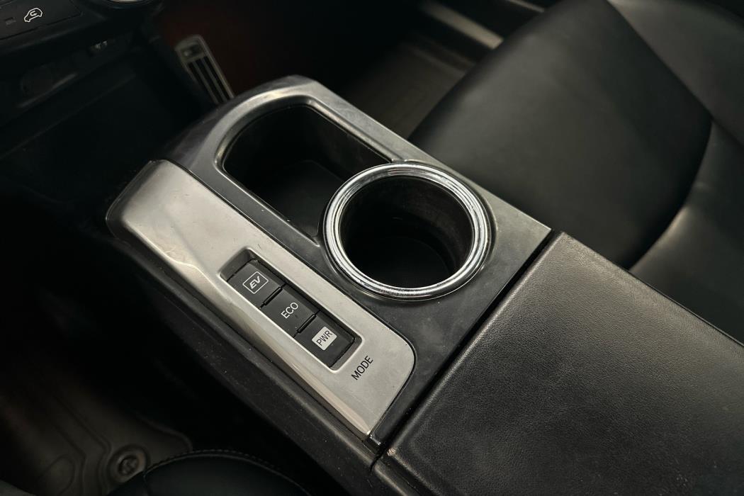 TOYOTA Prius+ 2019