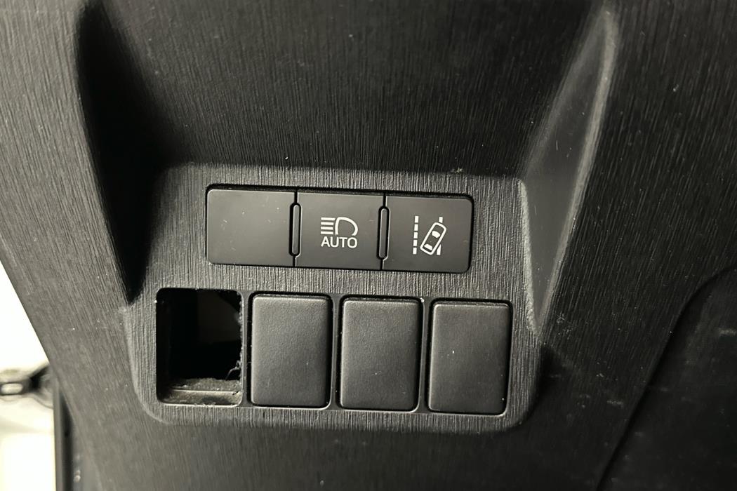 TOYOTA Prius+ 2019