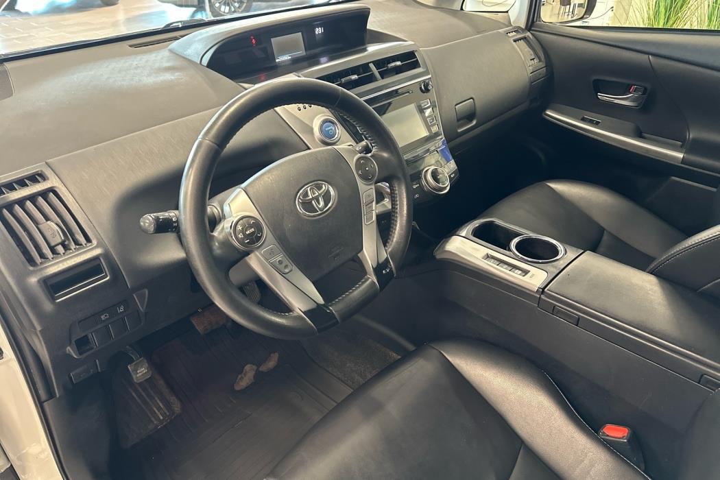 TOYOTA Prius+ 2019
