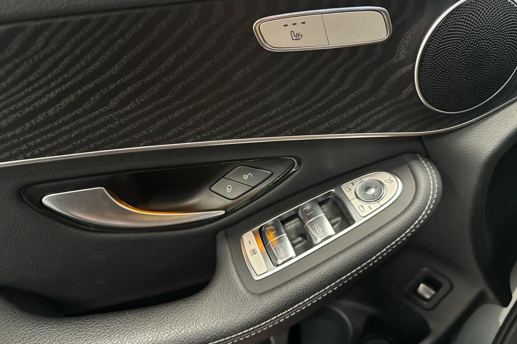 MERCEDES-BENZ GLC 2020