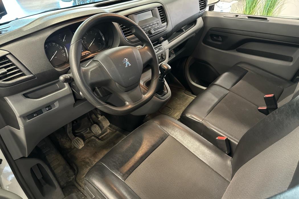 PEUGEOT Expert 2018