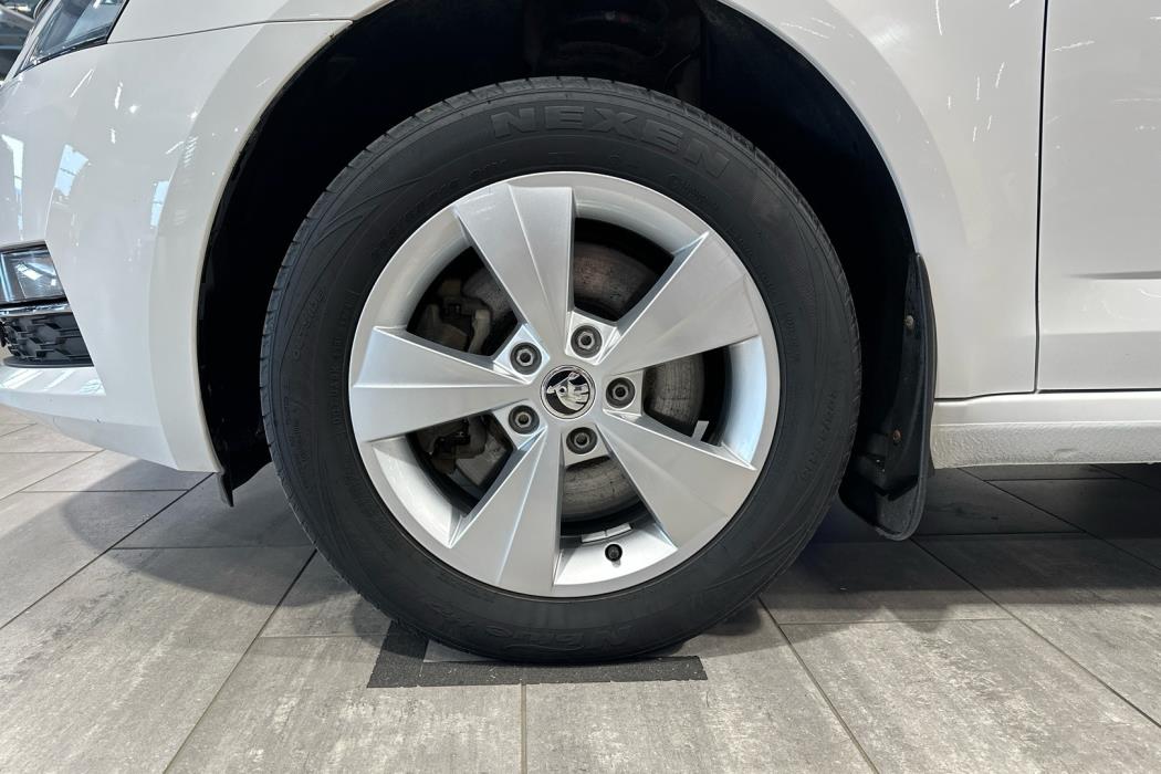 SKODA Octavia 2019