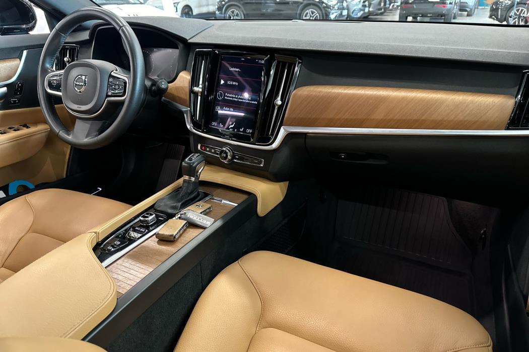 VOLVO V90 2016