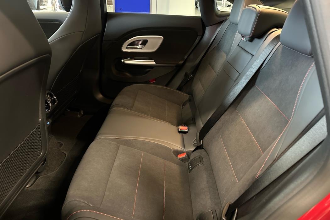 MERCEDES-BENZ CLA 2026