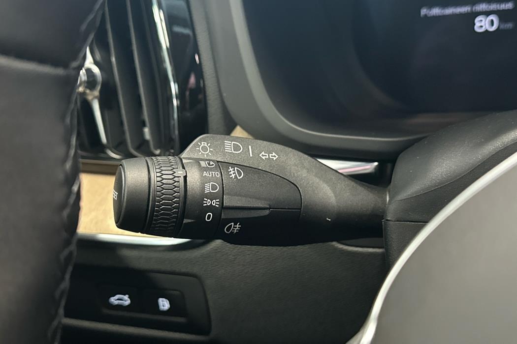 VOLVO XC60 2026