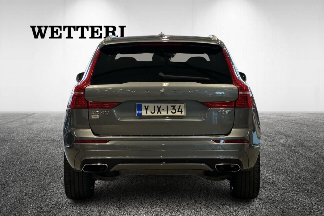 VOLVO XC60 2018