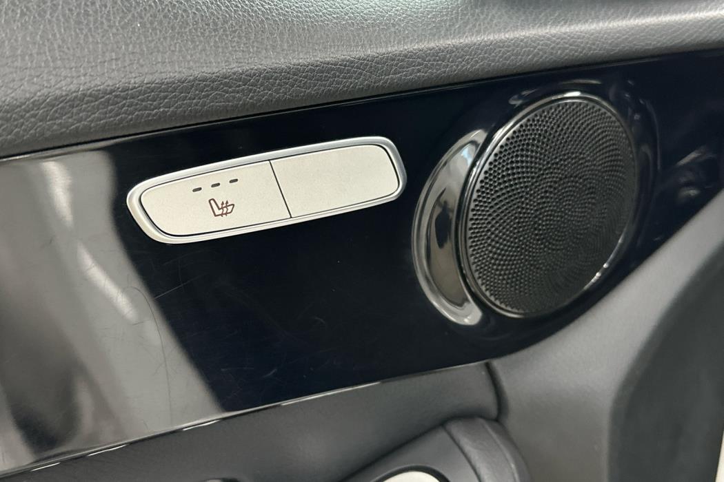 MERCEDES-BENZ C 2017