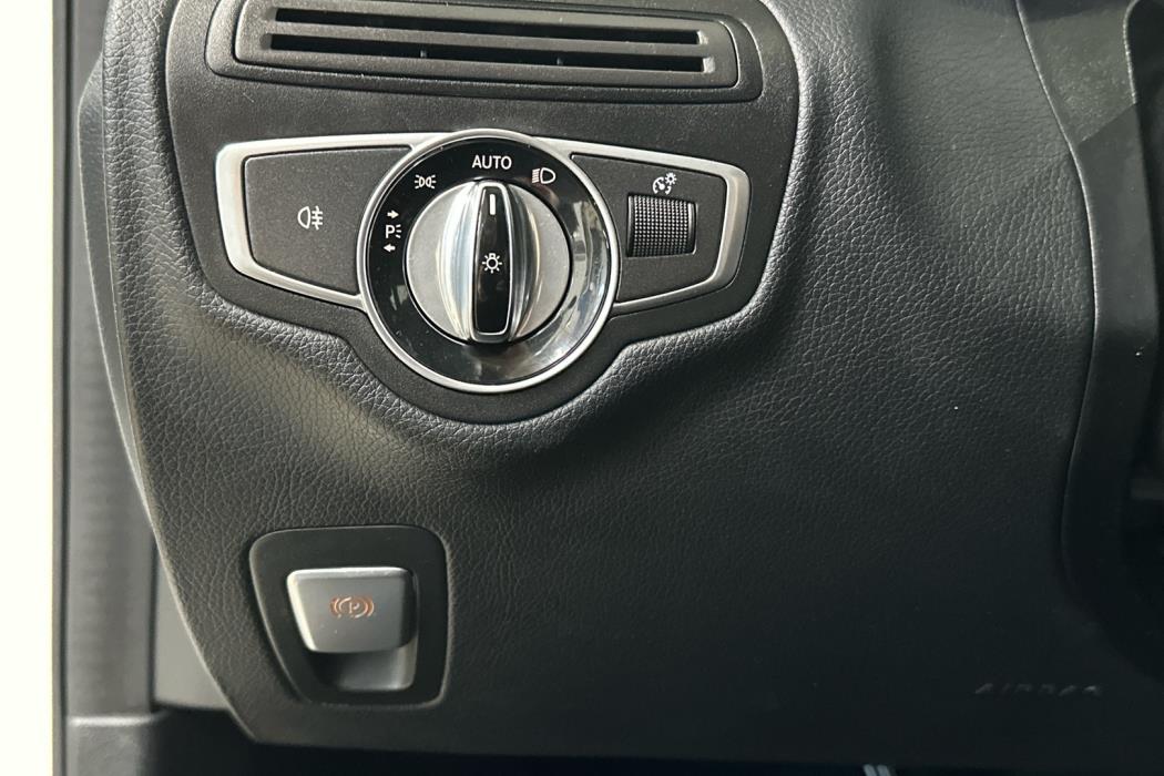 MERCEDES-BENZ C 2017