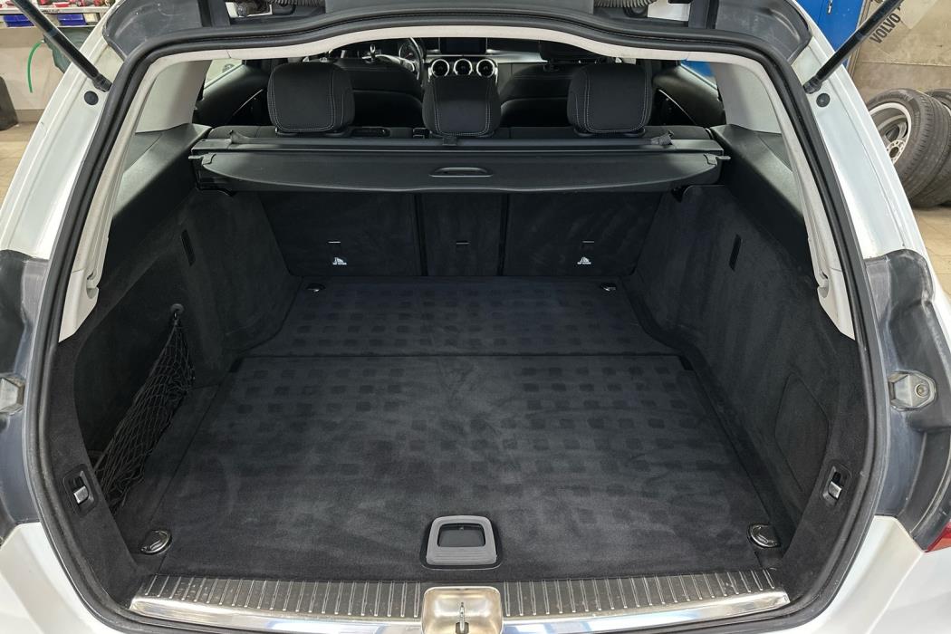 MERCEDES-BENZ C 2017