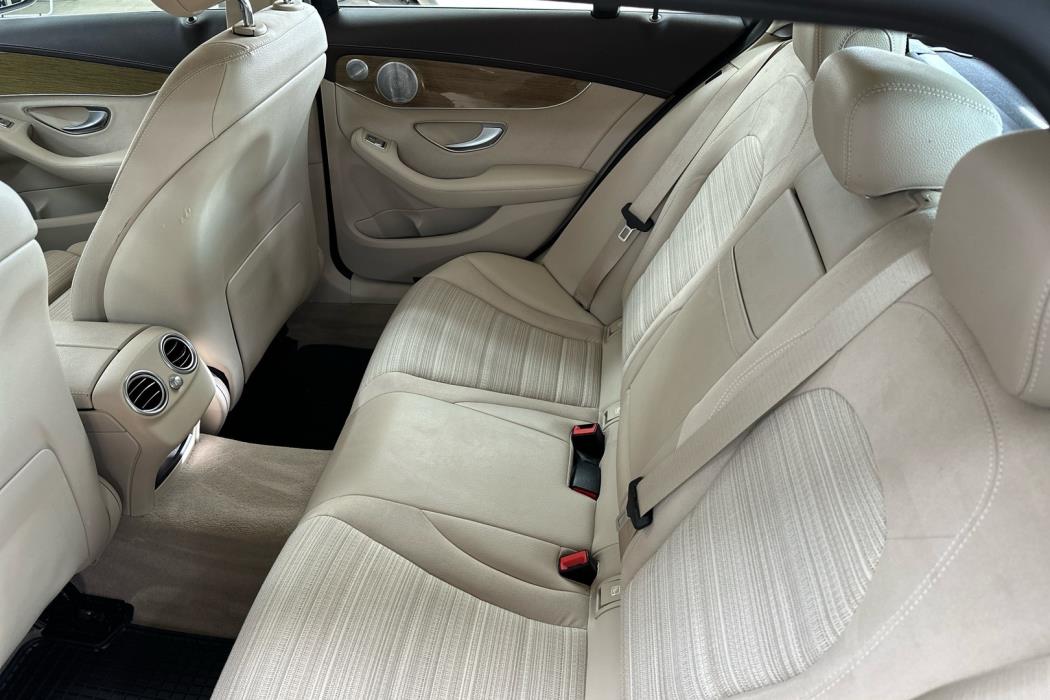 MERCEDES-BENZ C 2016