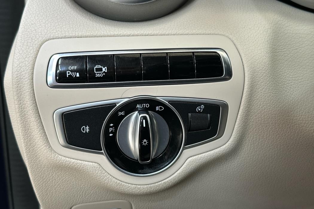 MERCEDES-BENZ C 2016