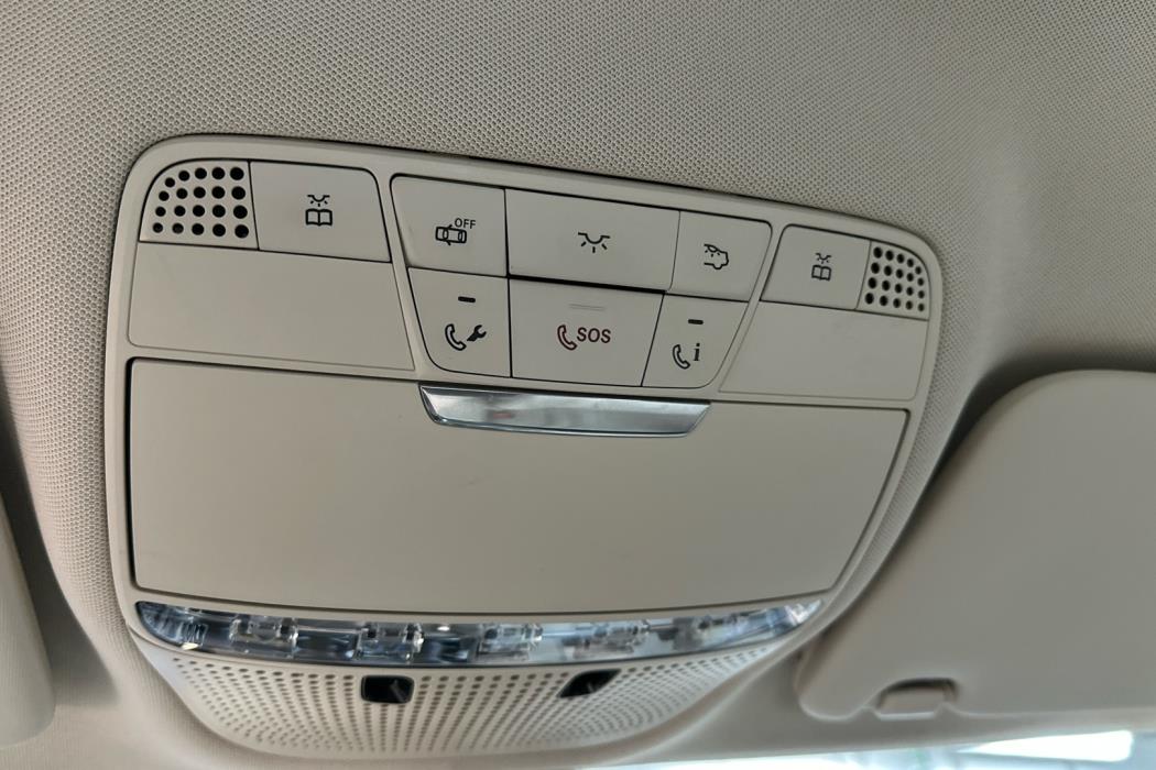 MERCEDES-BENZ C 2016