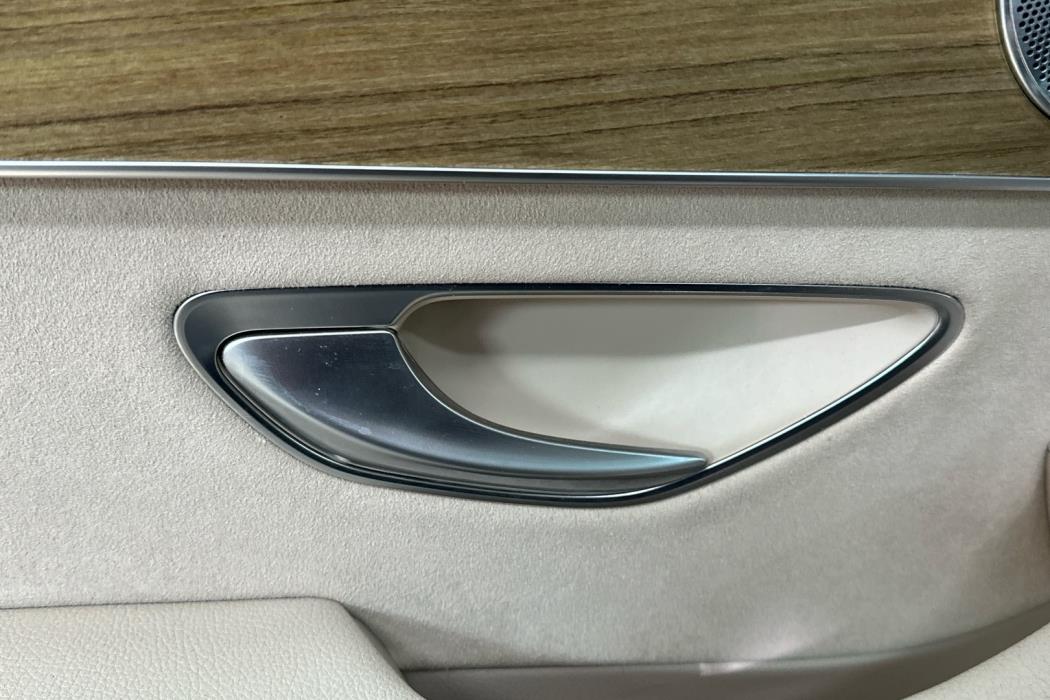 MERCEDES-BENZ C 2016