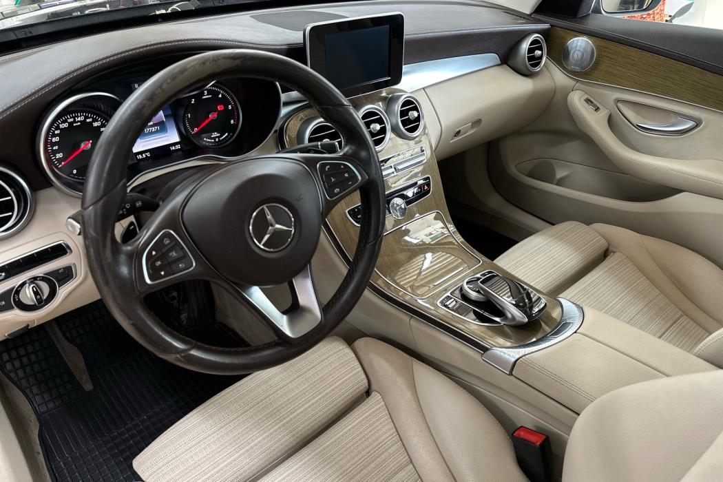 MERCEDES-BENZ C 2016
