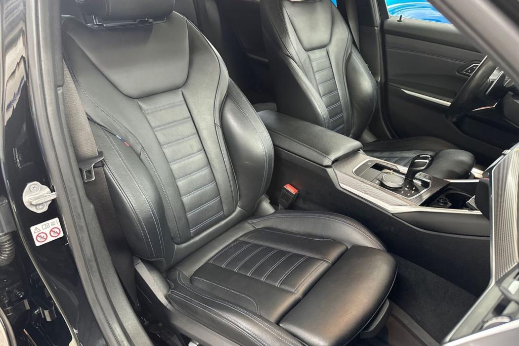 BMW 330 2019