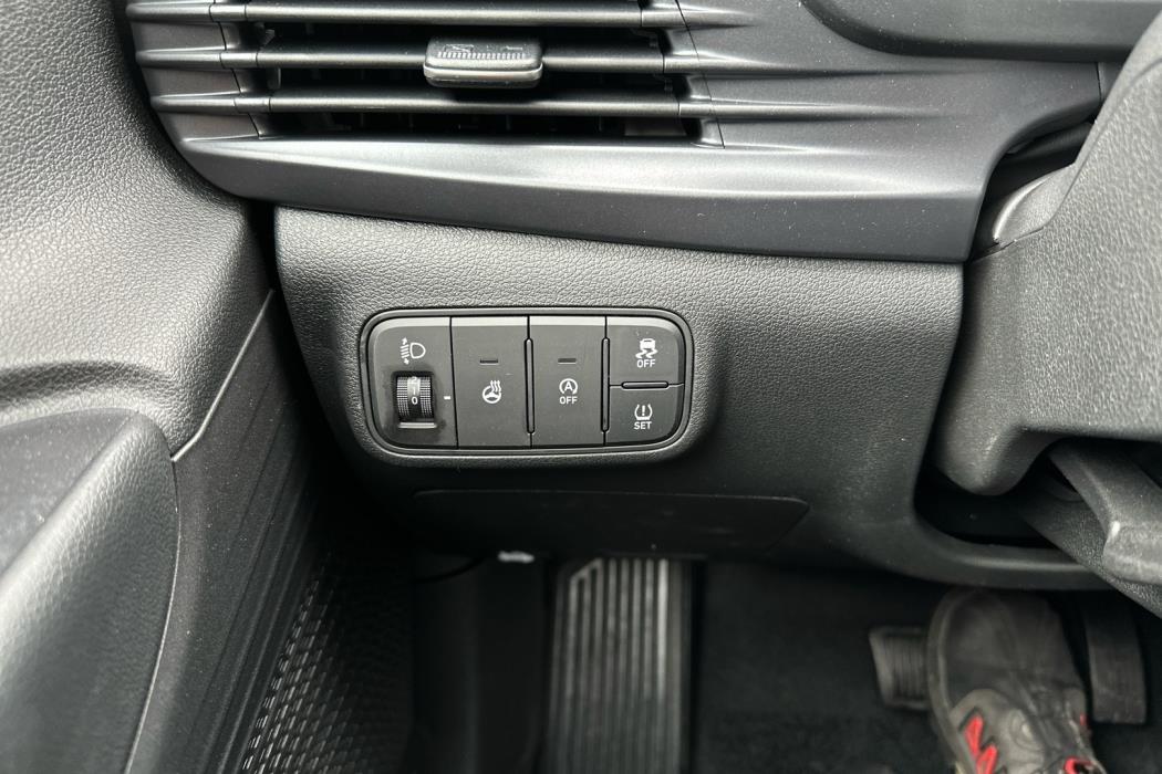 HYUNDAI i20 Hatchback 2024