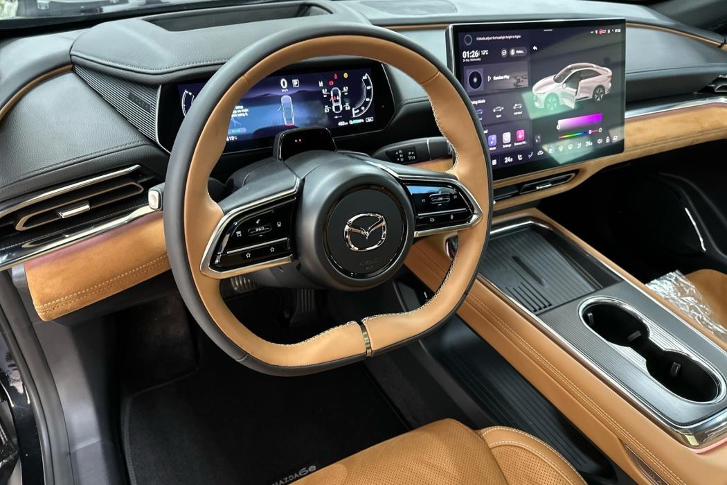 MAZDA 6E 2025
