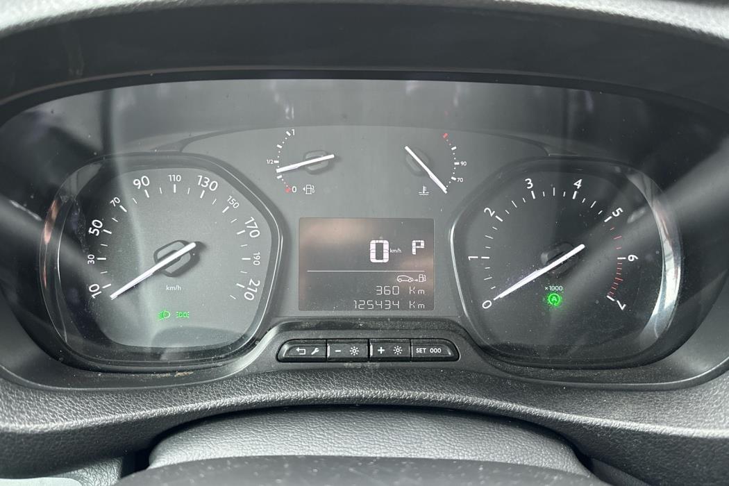 PEUGEOT Expert 2022