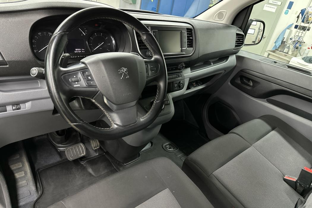 PEUGEOT Expert 2022