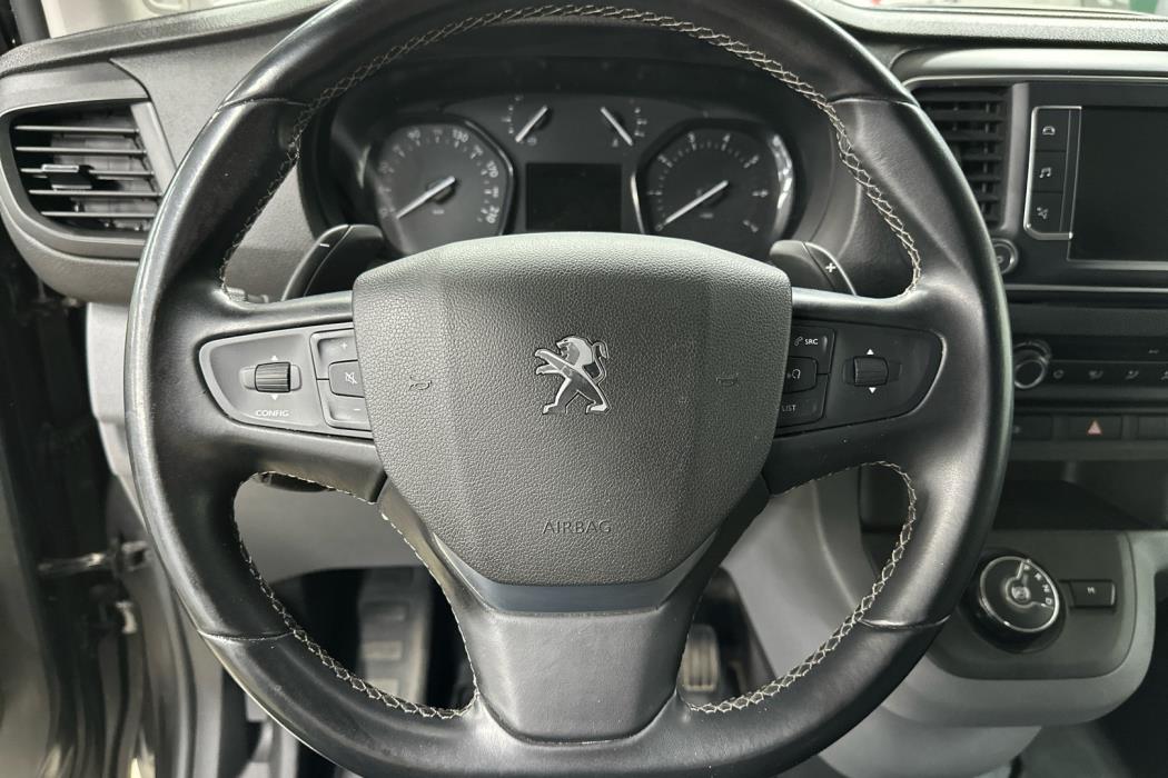 PEUGEOT Expert 2022