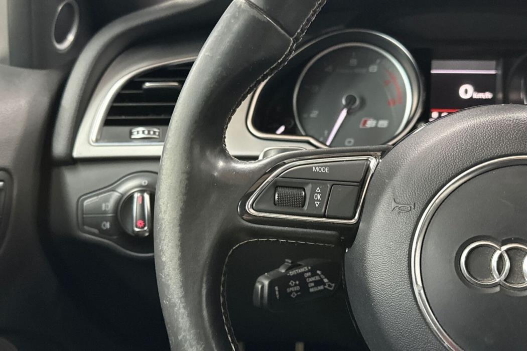 AUDI S5 2011