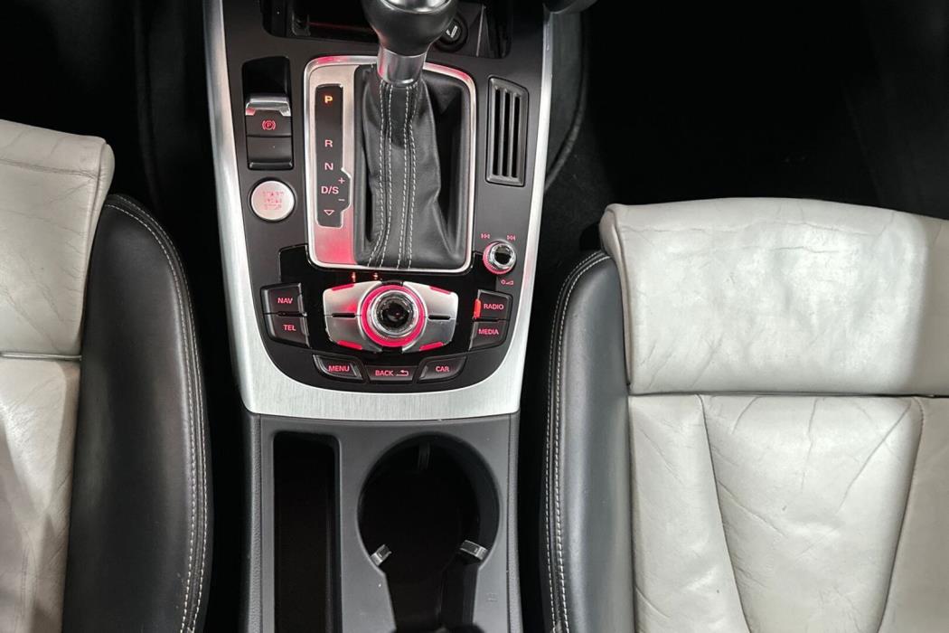 AUDI S5 2011