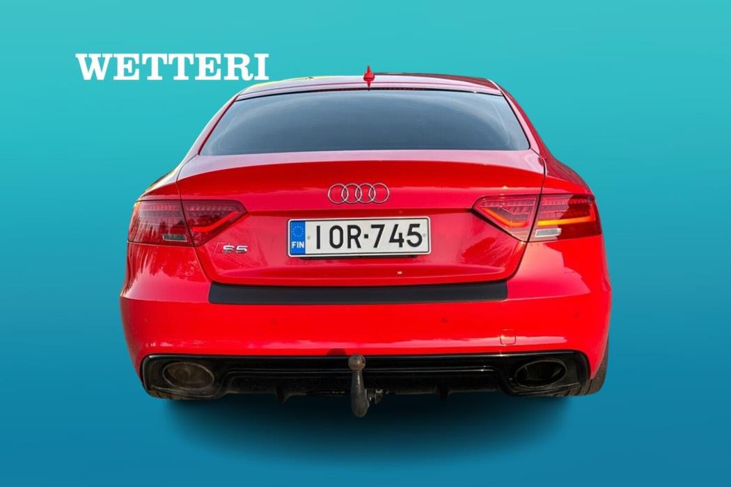 AUDI S5 2011