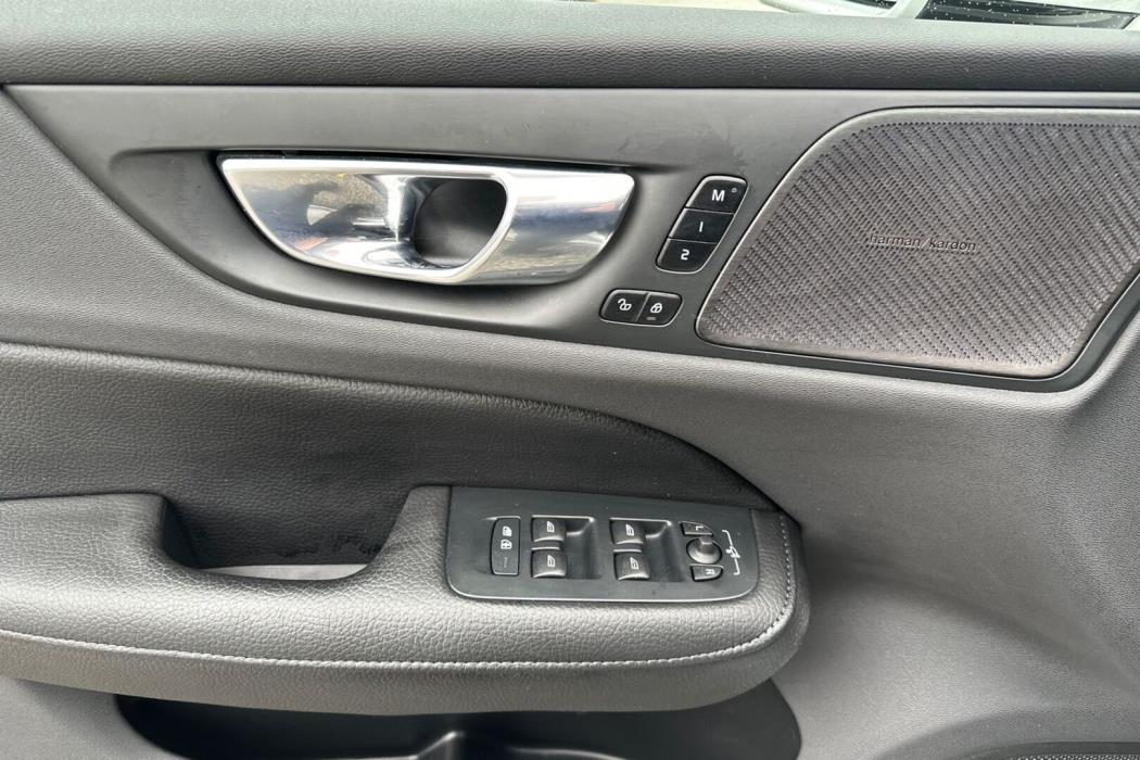 VOLVO S60 2021