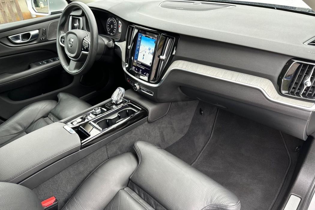 VOLVO S60 2021