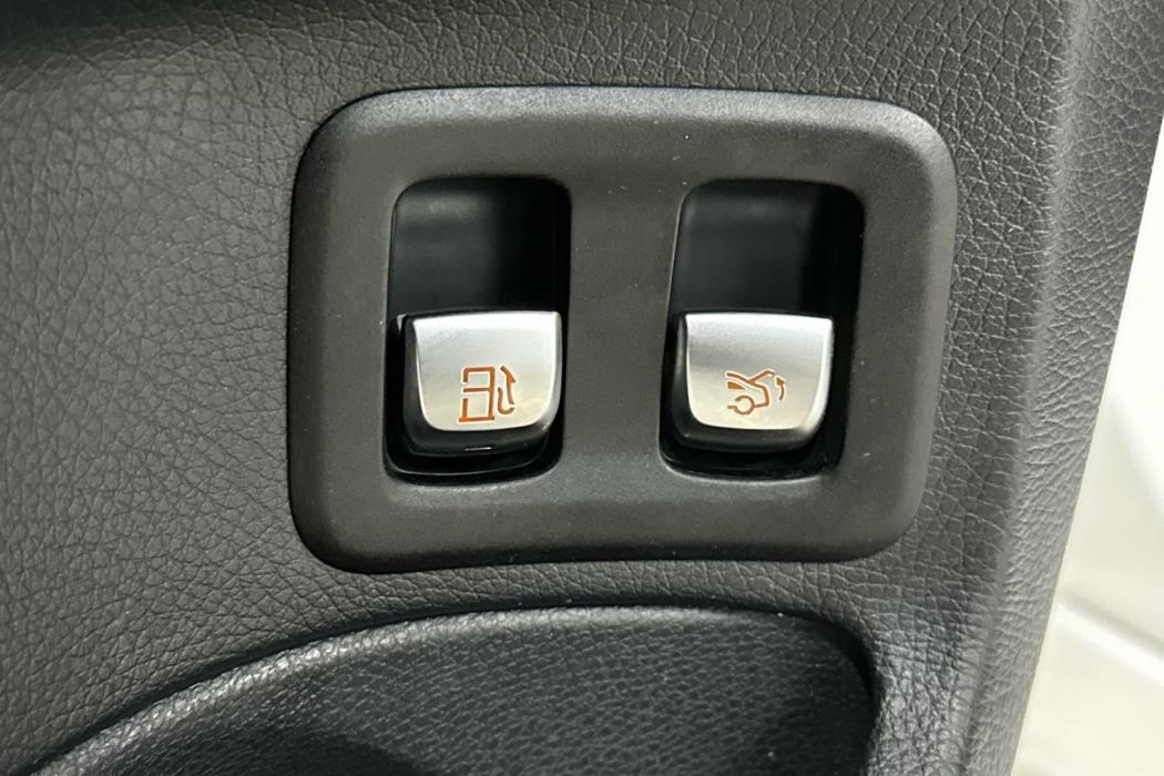 MERCEDES-BENZ C 2020