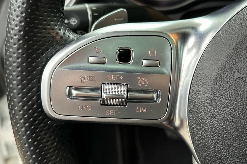 MERCEDES-BENZ C 2020