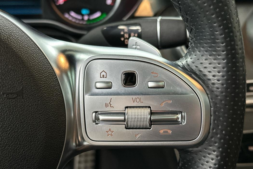 MERCEDES-BENZ C 2020