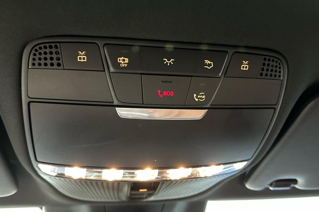 MERCEDES-BENZ C 2020