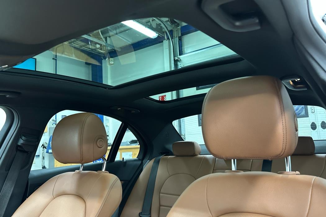 MERCEDES-BENZ C 2020