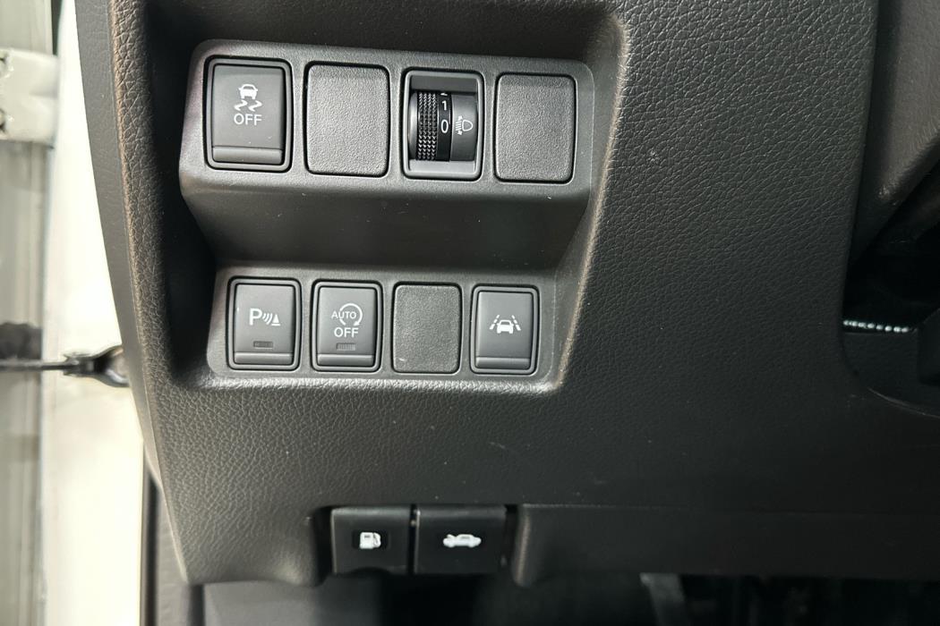 NISSAN Qashqai 2015
