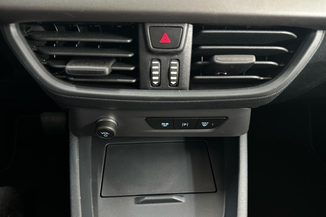 FORD Tourneo Courier 2025