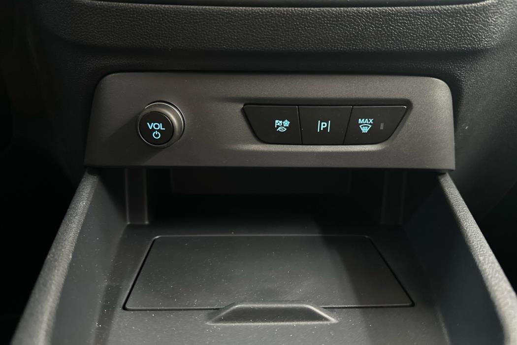 FORD Tourneo Courier 2025