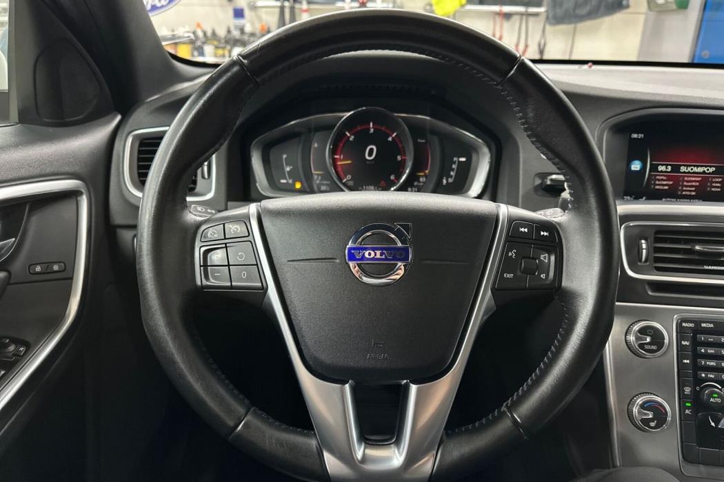VOLVO V60 2018