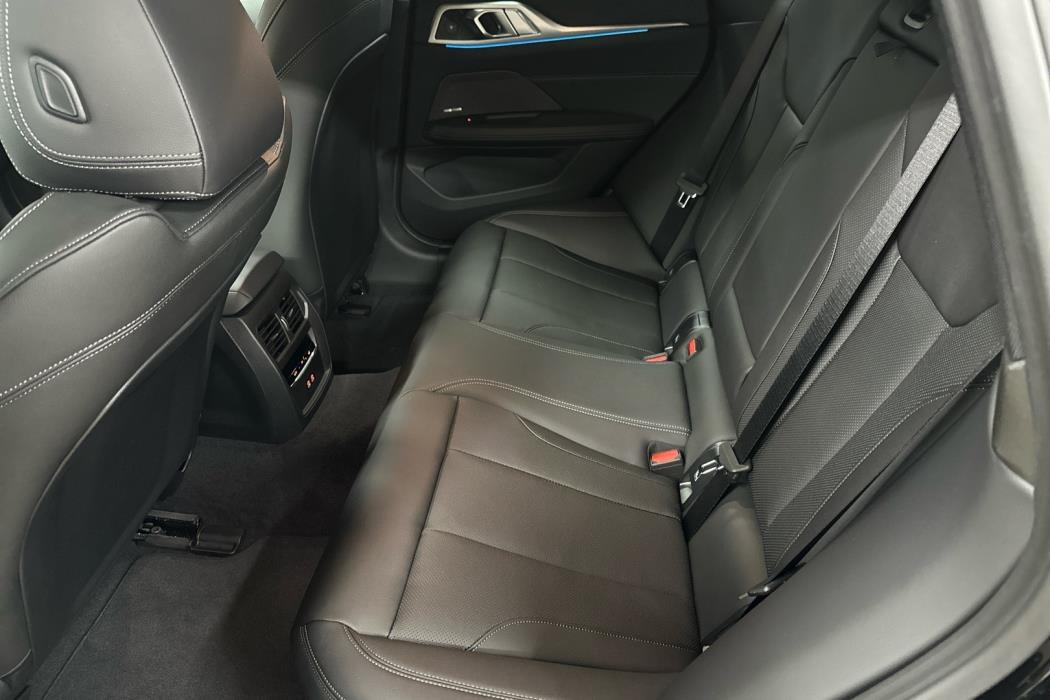 BMW i4 2026